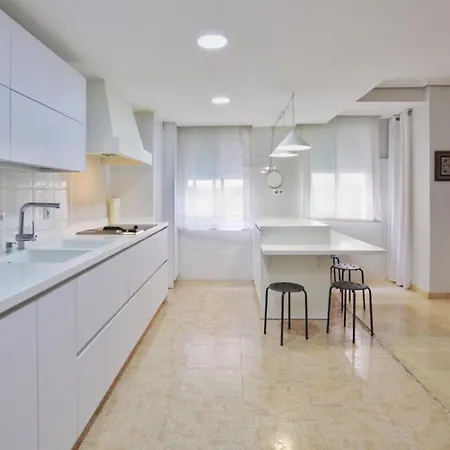Albeniz Lejlighed *